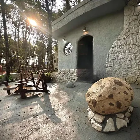 Caverna dos Dinossauros, Vila Mágica-3